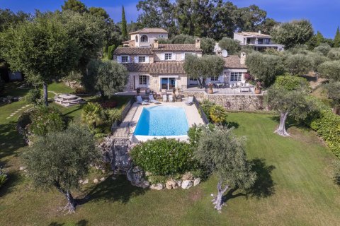 9 bedrooms Villa in Valbonne, France No. 67261 2