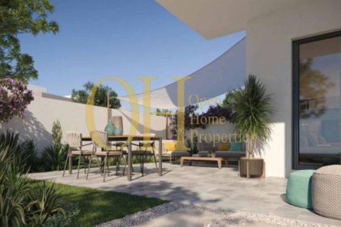 3 dormitorios Townhouse en  Yas Island, UAE No. 8689 6