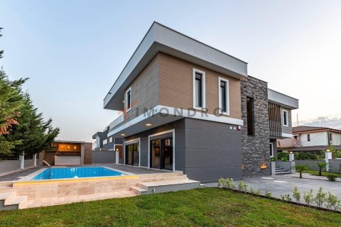 5+1 Villa in Dosemealti, Turkey No. 17178 29