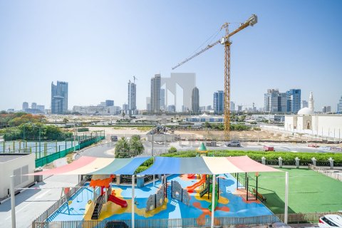 Квартира с 2 спальнями в Dubai Sports City, ОАЭ №8092 17