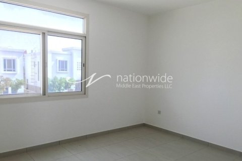 2 bedrooms Townhouse in Al Ghadeer, UAE No. 3280 11