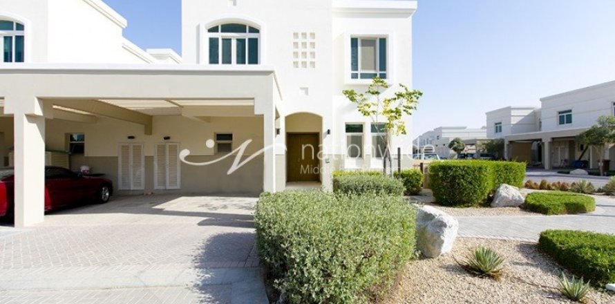 2 dormitorios Townhouse en Al Ghadeer, UAE No. 3278