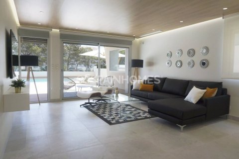 4 bedrooms Villa in Orihuela, Spain No. 25767 19