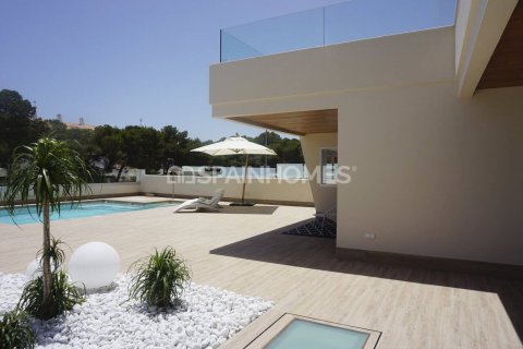 4 bedrooms Villa in Orihuela, Spain No. 25767 2