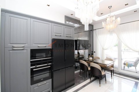 4+1 Apartment en Beylikduezue, Turkey No. 16880 17