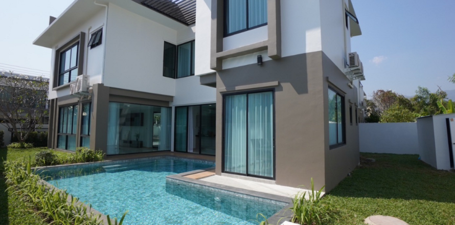 4 bedrooms House in Chiang Mai, Thailand No. 2262