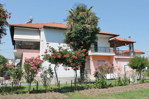 4 dormitorios House en Katerini, Greece No. 58577 1