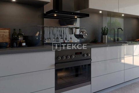 4+1 Apartment in Izmir, Turkey No. 17650 10