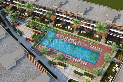 4+1 Apartment in Izmir, Turkey No. 17650 3