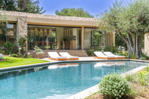 6 bedrooms Villa in Mougins, France No. 67219 14