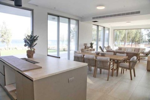 6 bedrooms Villa in Protaras, Cyprus No. 28993 2