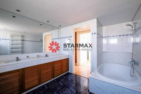 Дом с 4 спальнями в Строволос, Кипр №82729 3