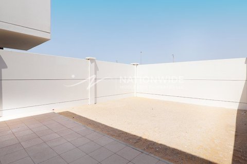 5 bedrooms Townhouse in Abu Dhabi, UAE No. 4343 15