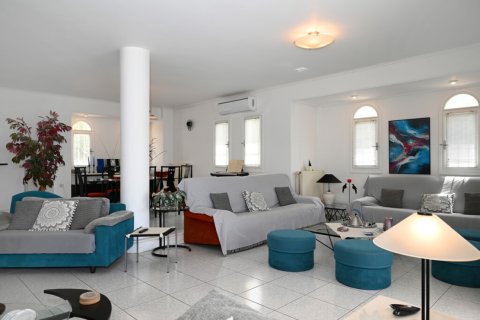 5 bedrooms Villa in Athens, Greece No. 47285 12