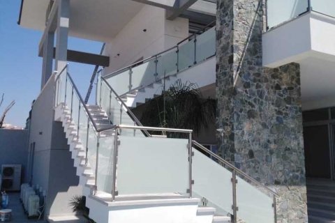 3 dormitorios House en Limassol, Cyprus No. 65472 1