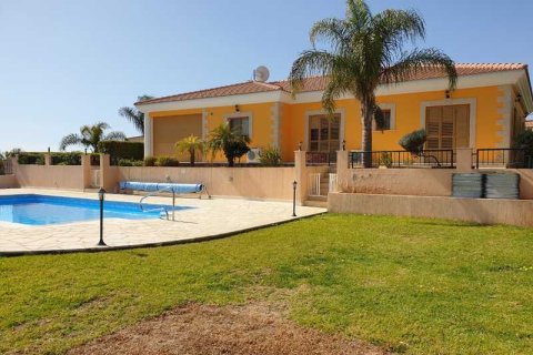 3 dormitorios House en Apesia, Cyprus No. 73916 2