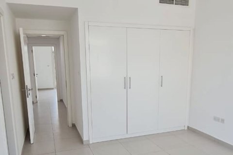 2 bedrooms Apartment in Al Ghadeer, UAE No. 6137 12