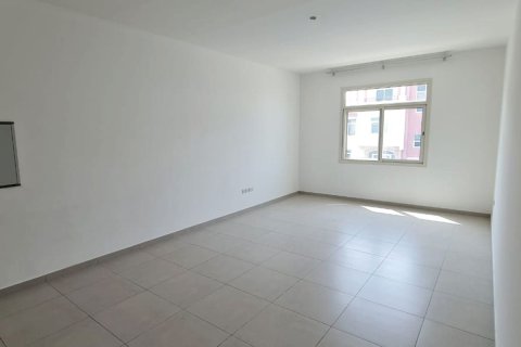 2 bedrooms Apartment in Al Ghadeer, UAE No. 6137 1