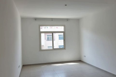 2 bedrooms Apartment in Al Ghadeer, UAE No. 6137 8