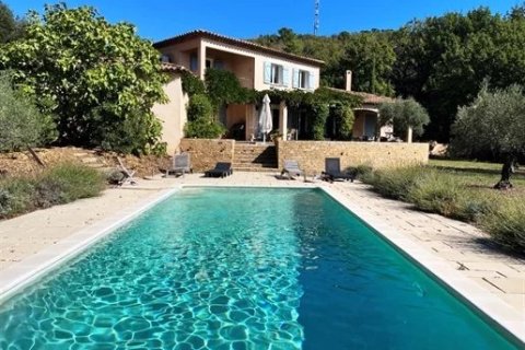 6 dormitorios Villa en La Garde-Freinet, France No. 75931 1