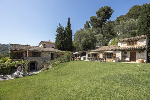 6 bedrooms Villa in Saint-Paul-de-Vence, France No. 75934 3