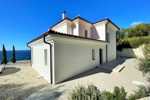 3 bedrooms Villa in Corfu, Greece No. 47263 8