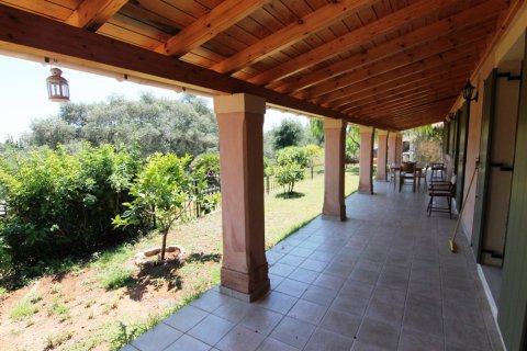 4 bedrooms Villa in Corfu, Greece No. 47262 10