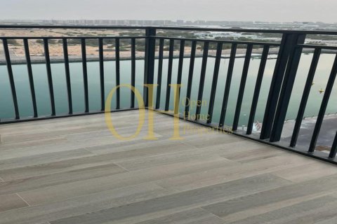 2 dormitorios Apartment en  Yas Island, UAE No. 9072 2