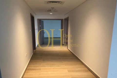 2 dormitorios Apartment en  Yas Island, UAE No. 9073 12