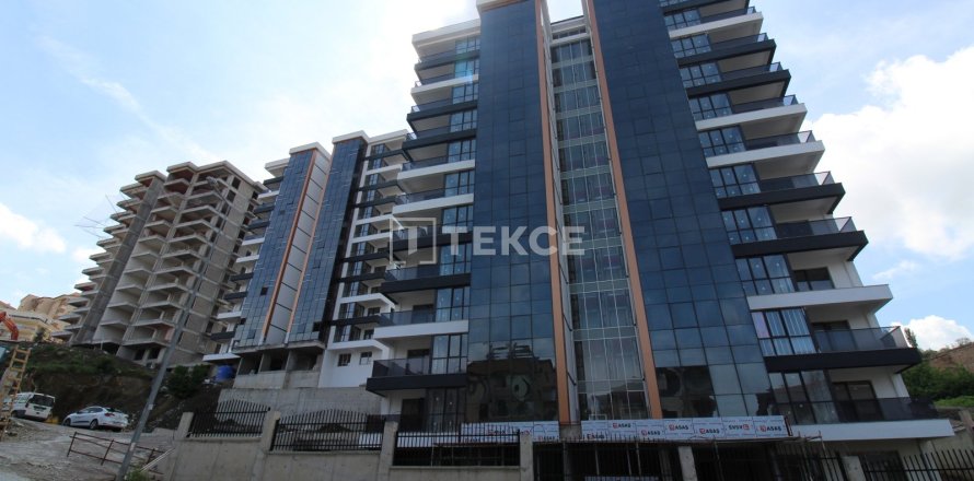 4+1 Apartment in Ankara, Turkey No. 14016