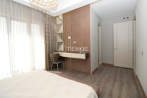 4+1 Apartment in Ankara, Turkey No. 14016 5