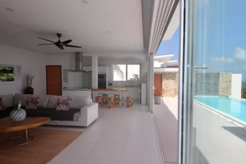 5 bedrooms Villa on the Chaweng Beach, Thailand No. 3108 5