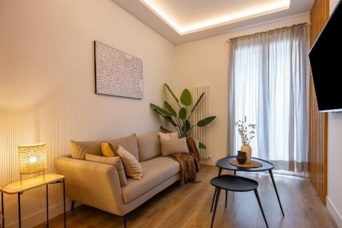 3 dormitorios Apartment en Madrid, Spain No. 27503 8