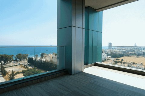 3 dormitorios Apartment en Limassol, Cyprus No. 51015 2