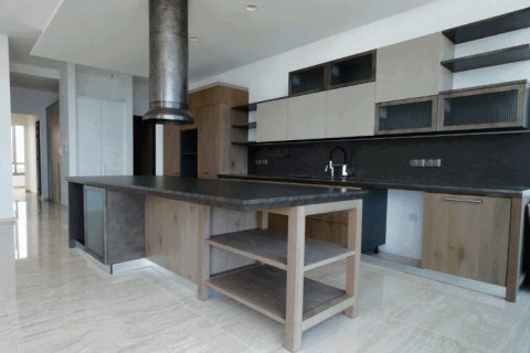 3 dormitorios Apartment en Limassol, Cyprus No. 51015 3