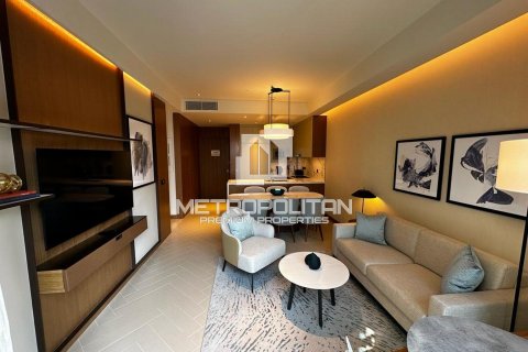 2 dormitorios Apartment en The Address Residences Dubai Opera, UAE No. 7631 1