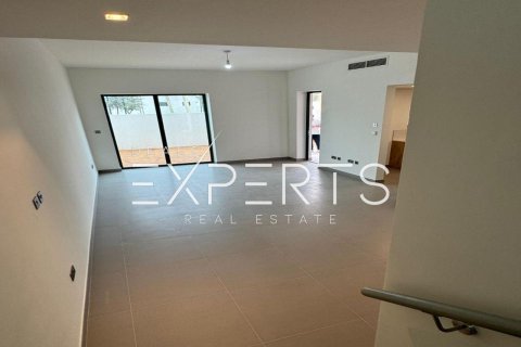 3 bedrooms Townhouse on the Yas Island, UAE No. 9545 2