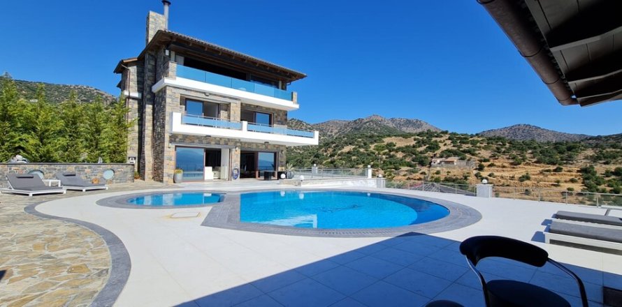 Studio Villa in Agios Nikolaos, Greece No. 55865