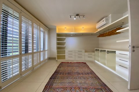 3 bedrooms Townhouse in Riviere Noire, Mauritius No. 60973 8