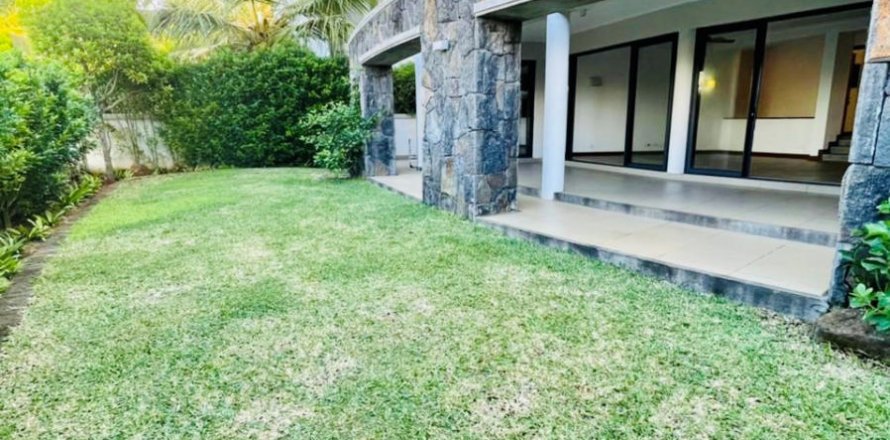 4 dormitorios Apartment en Roches Noires, Mauritius No. 60972