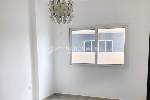 2 dormitorios Apartment en Al Reef, UAE No. 3895 9