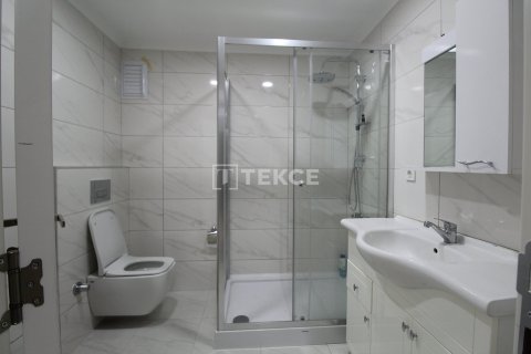 3+1 Apartment in Istanbul, Turkey No. 46520 16