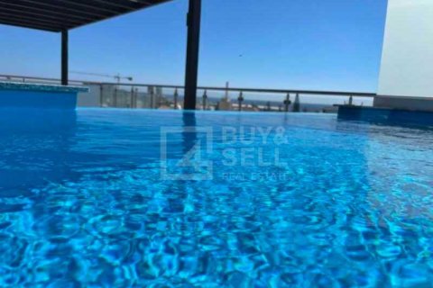 3 bedrooms Penthouse in Germasogeia, Cyprus No. 77450 3