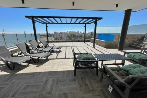 3 bedrooms Penthouse in Germasogeia, Cyprus No. 77450 5