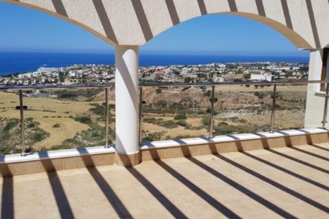 6 bedrooms Villa in Paphos, Cyprus No. 51003 15