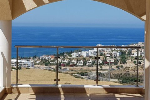 6 bedrooms Villa in Paphos, Cyprus No. 51003 2