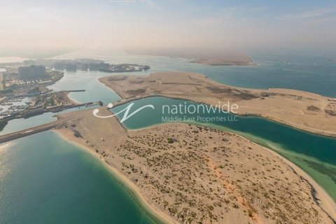 2708.8m² Land à Al Najda Street, UAE No. 3876 12