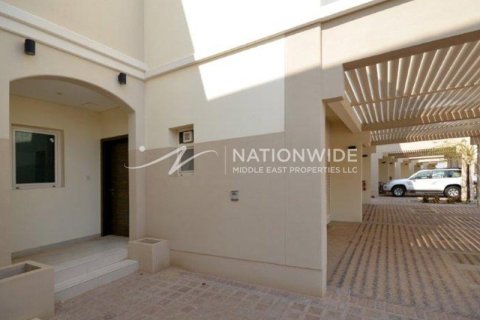 2 bedrooms Townhouse in Al Ghadeer, UAE No. 3803 3