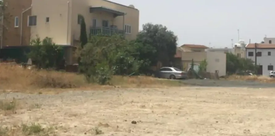 4005m² Land in Nicosia, Cyprus No. 44002