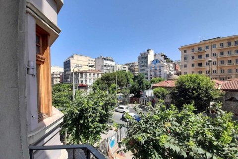 137m² Commercial property en Thessaloniki, Greece No. 55405 1